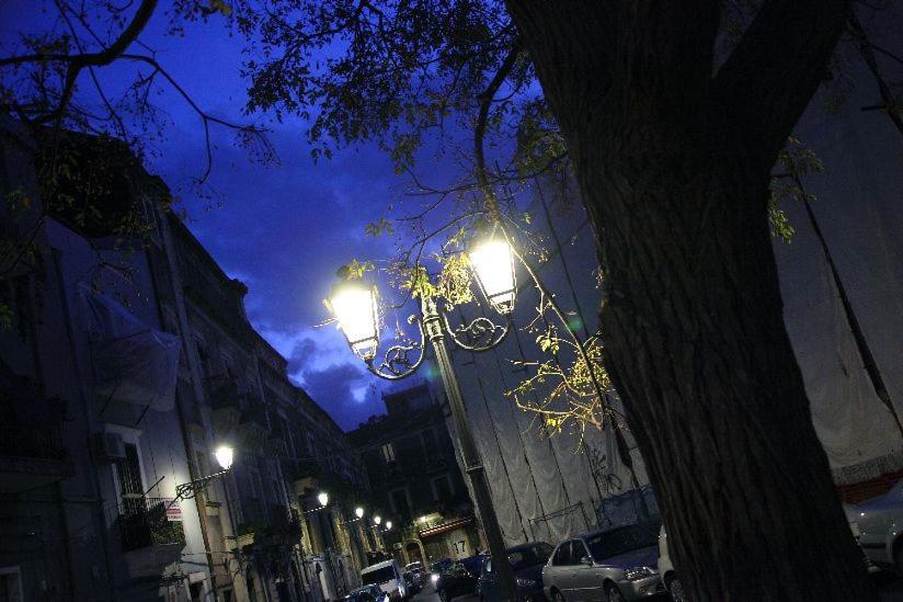 La Casetta Al Centro カターニア エクステリア 写真